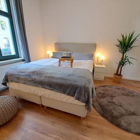 Gemuetliche Helle Ferienwohnung Dresda Exterior foto
